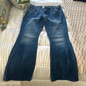 MOTHER Flare & Wide Leg Jeans in Blue